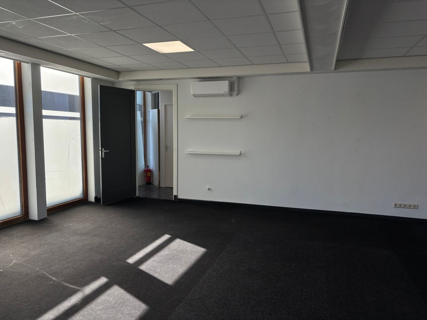 Bekijk foto 3 van Ambachtstraat 13