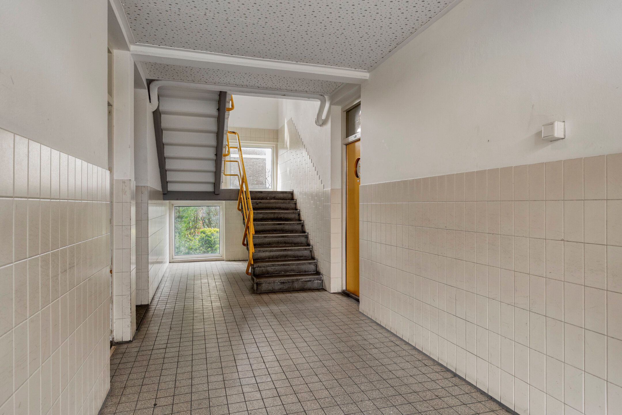 Foto 21 van Burgemeester Van Haarenlaan 855