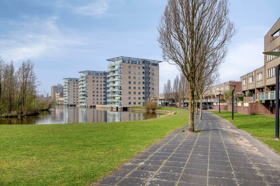 Foto 28 van Burgemeester Van Haarenlaan 855