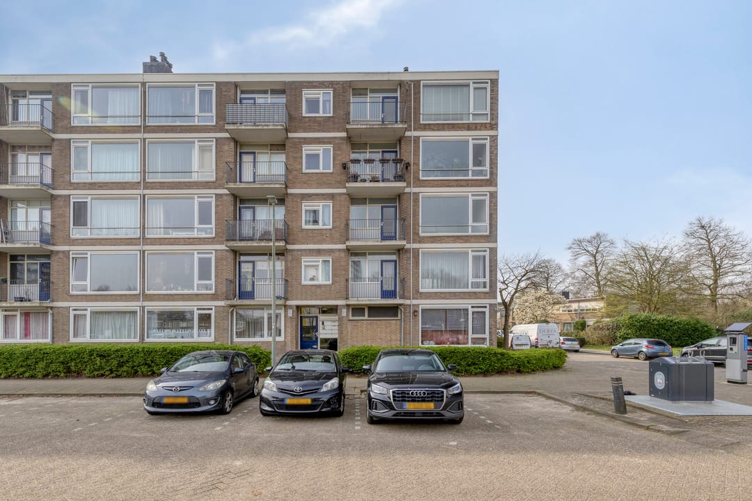 Foto 23 van Burgemeester Van Haarenlaan 855