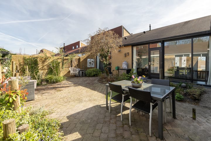 Foto 2 van Korenbloemweg 1