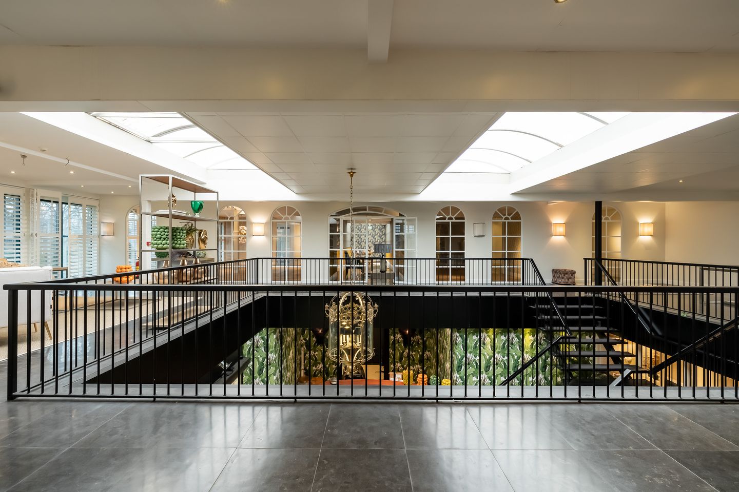 Bekijk foto 4 van Weerlaan 1