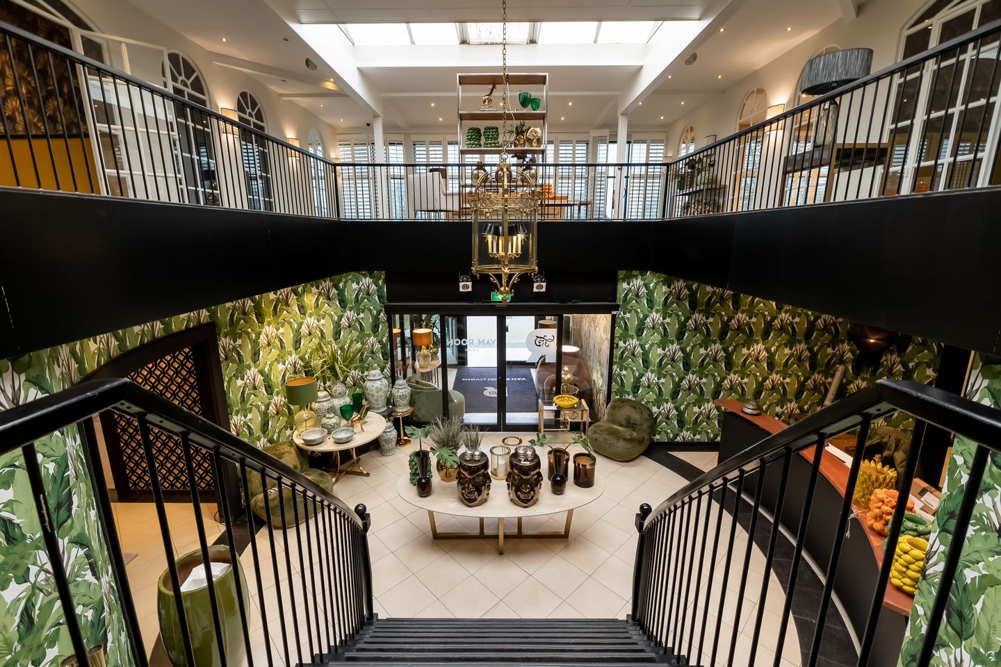 Bekijk foto 3 van Weerlaan 1