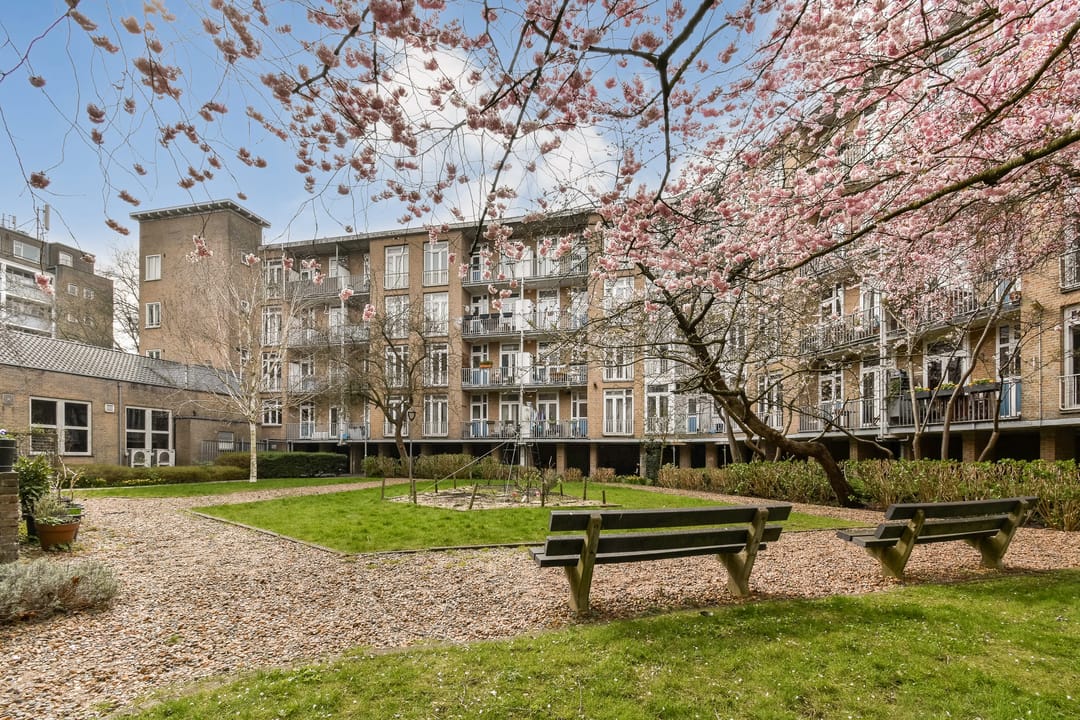 Photo 22 of Geuzenstraat 25-H