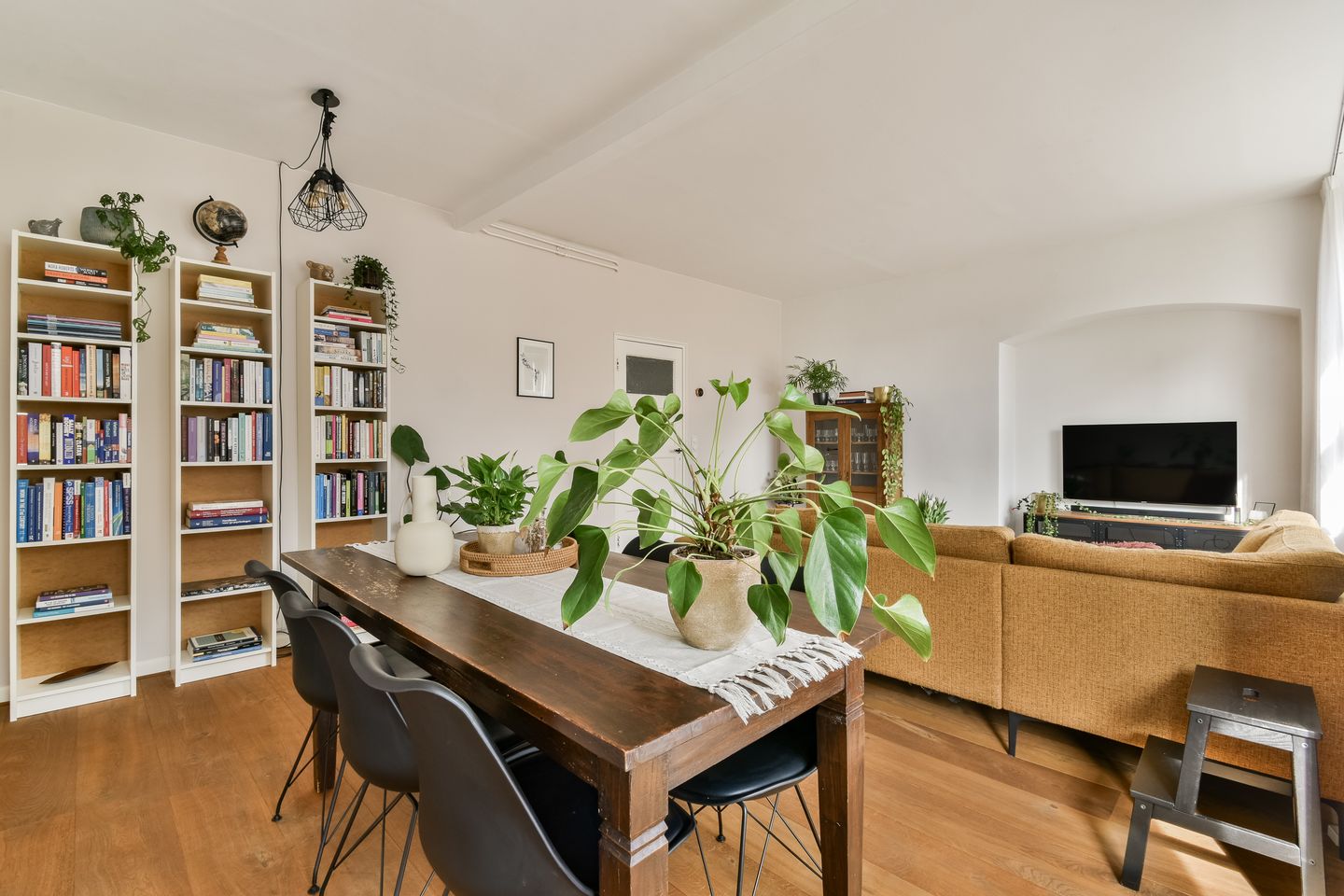 Photo 5 of Geuzenstraat 25-H