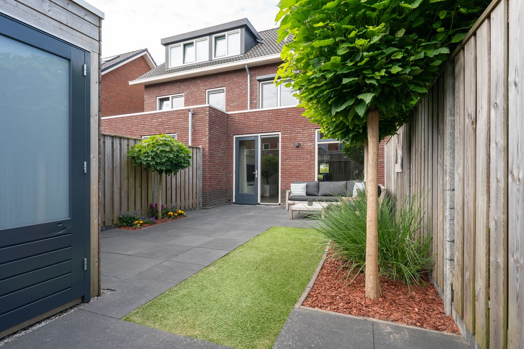 Foto 37 van Oeverzeggeweg 3