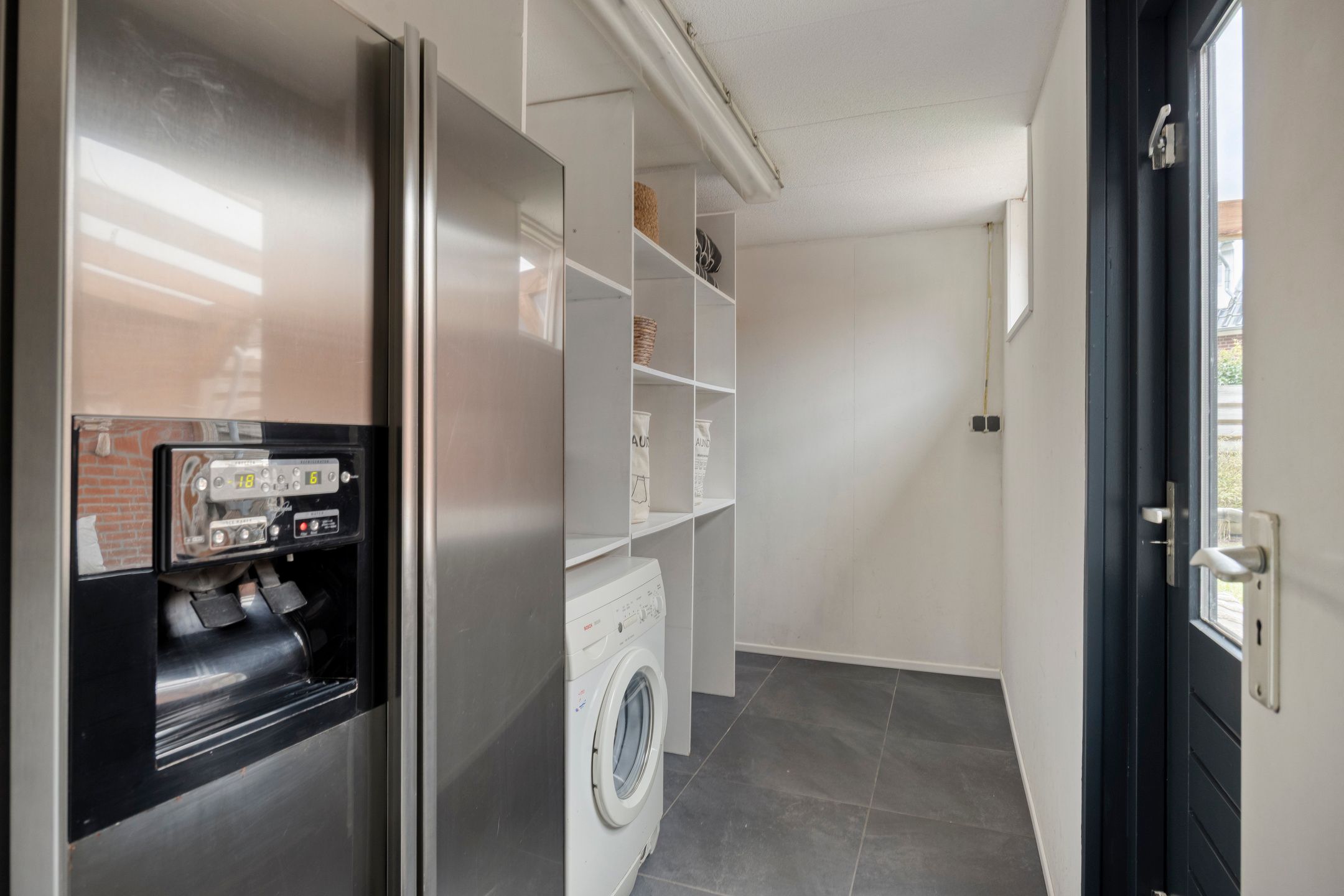Spacious Move-in Ready Terraced House with Sunny Southeast Garden — 15