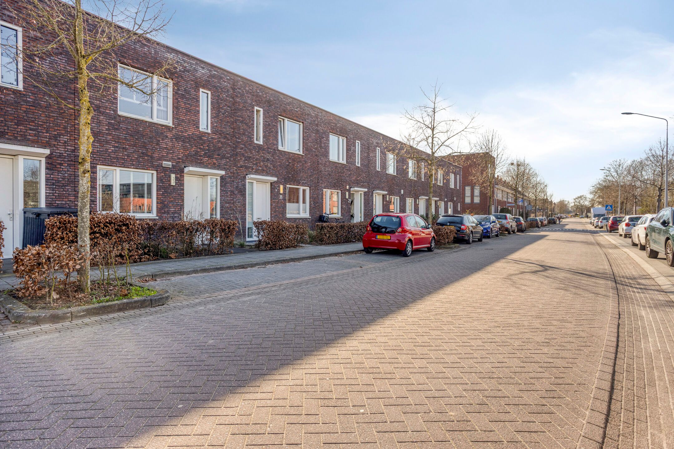 Modern Extended Terraced Home with Sunny South-Facing Garden and A-Label — 31