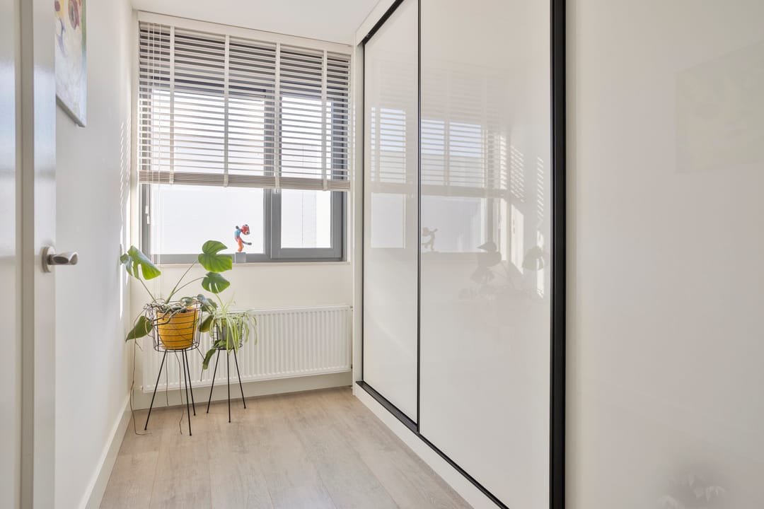 Modern Extended Terraced Home with Sunny South-Facing Garden and A-Label — 26