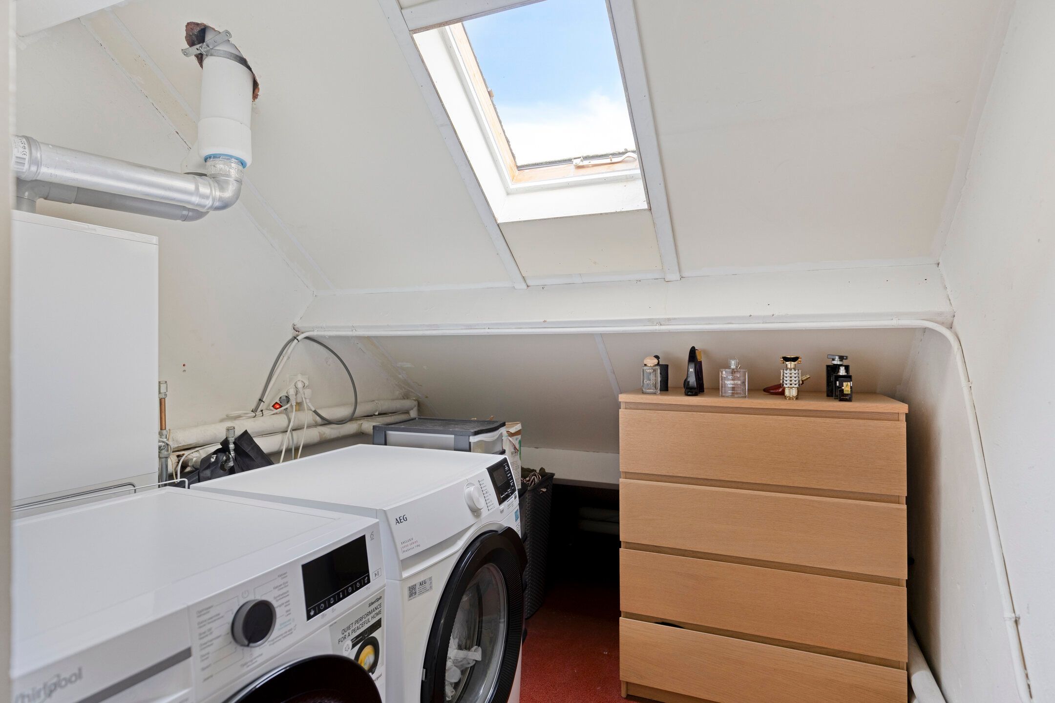 Spacious family home with garden room, dormer window and four bedrooms in Deurne — 22