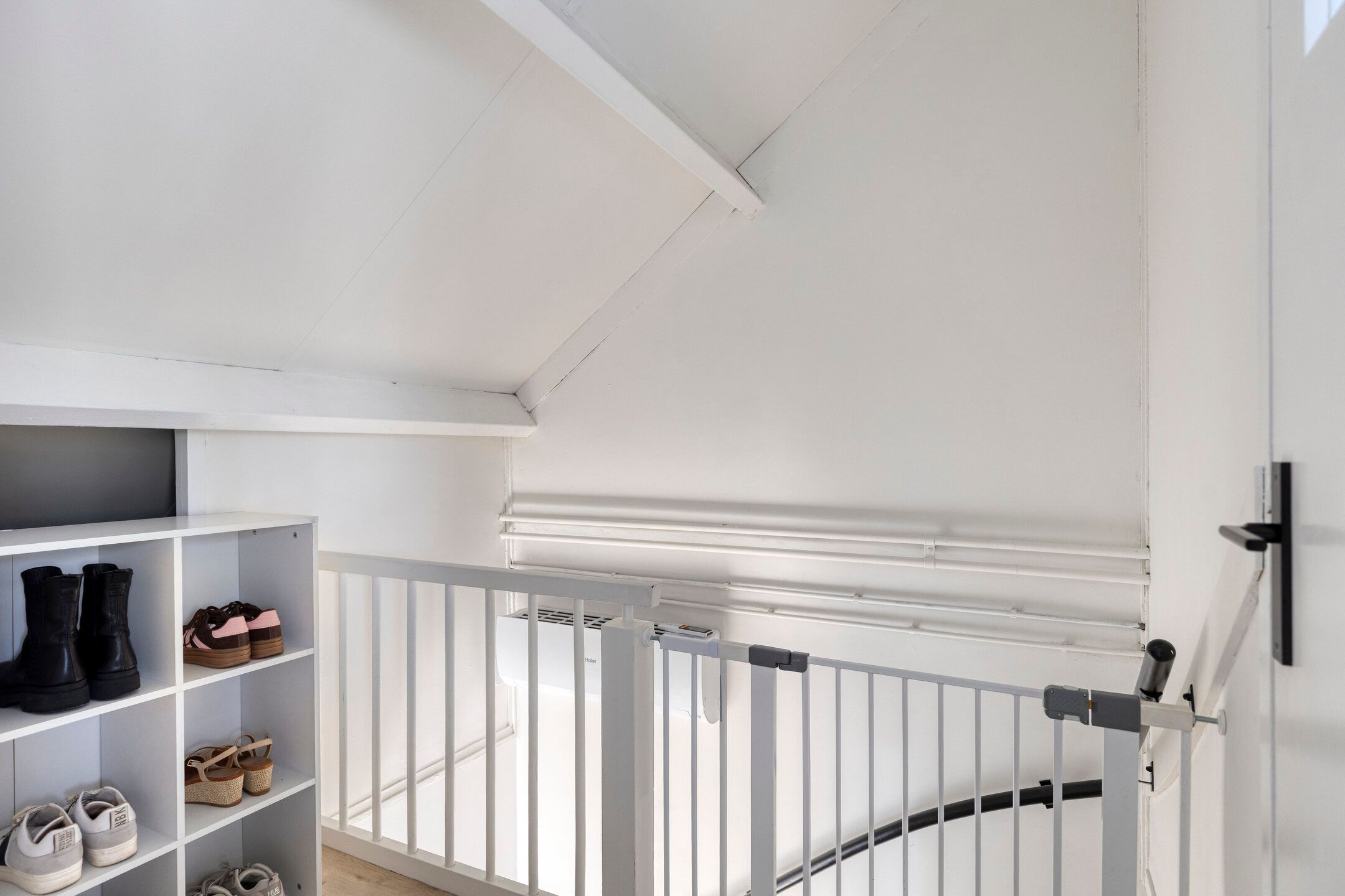 Spacious family home with garden room, dormer window and four bedrooms in Deurne — 19