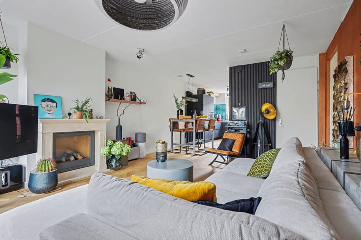 Tussenwoning te koop: Erve In 't Veld 22, Oldenzaal