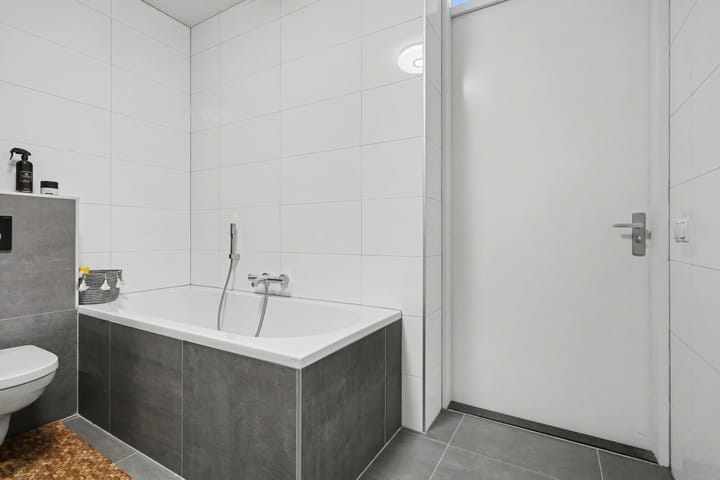Tussenwoning te koop: Erve In 't Veld 22, Oldenzaal
