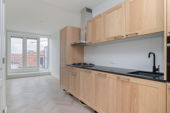 Photo 5 of Prins Bernhardstraat 8