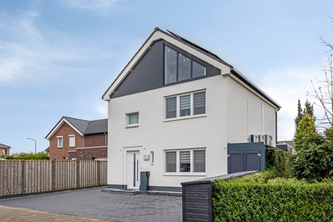 Photo 8 of Landmeerseweg 16-B