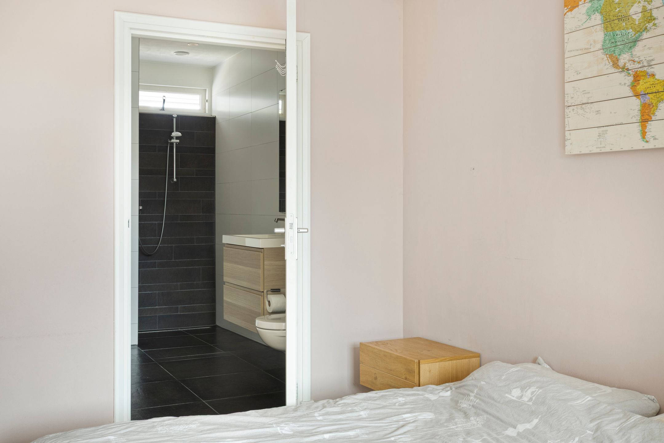 Modernized Bungalow with Sunny South-Facing Garden in Aalten Center — 18