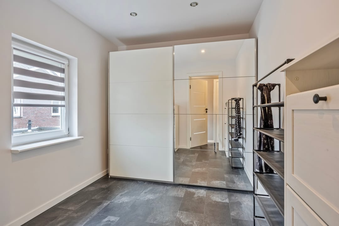 Photo 41 of Landmeerseweg 16-B