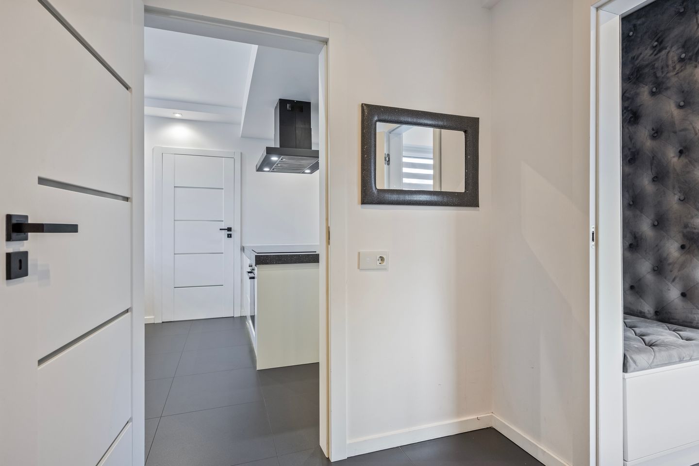 Photo 14 of Landmeerseweg 16-B