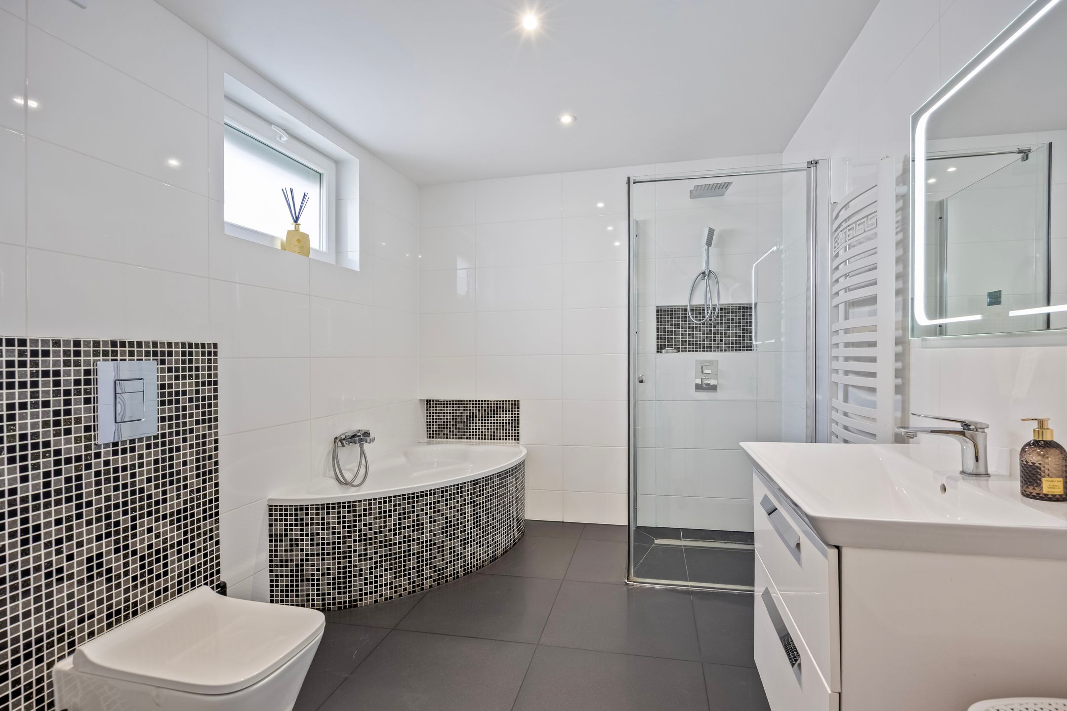 Photo 27 of Landmeerseweg 16-B