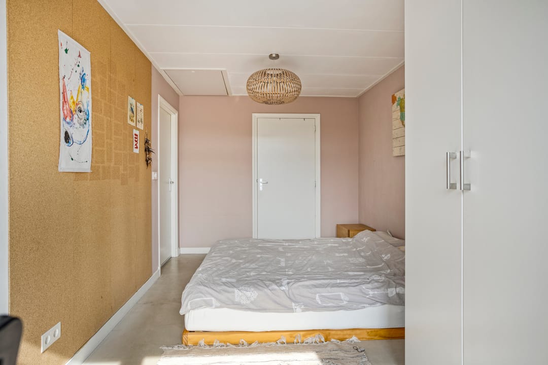 Modernized Bungalow with Sunny South-Facing Garden in Aalten Center — 17