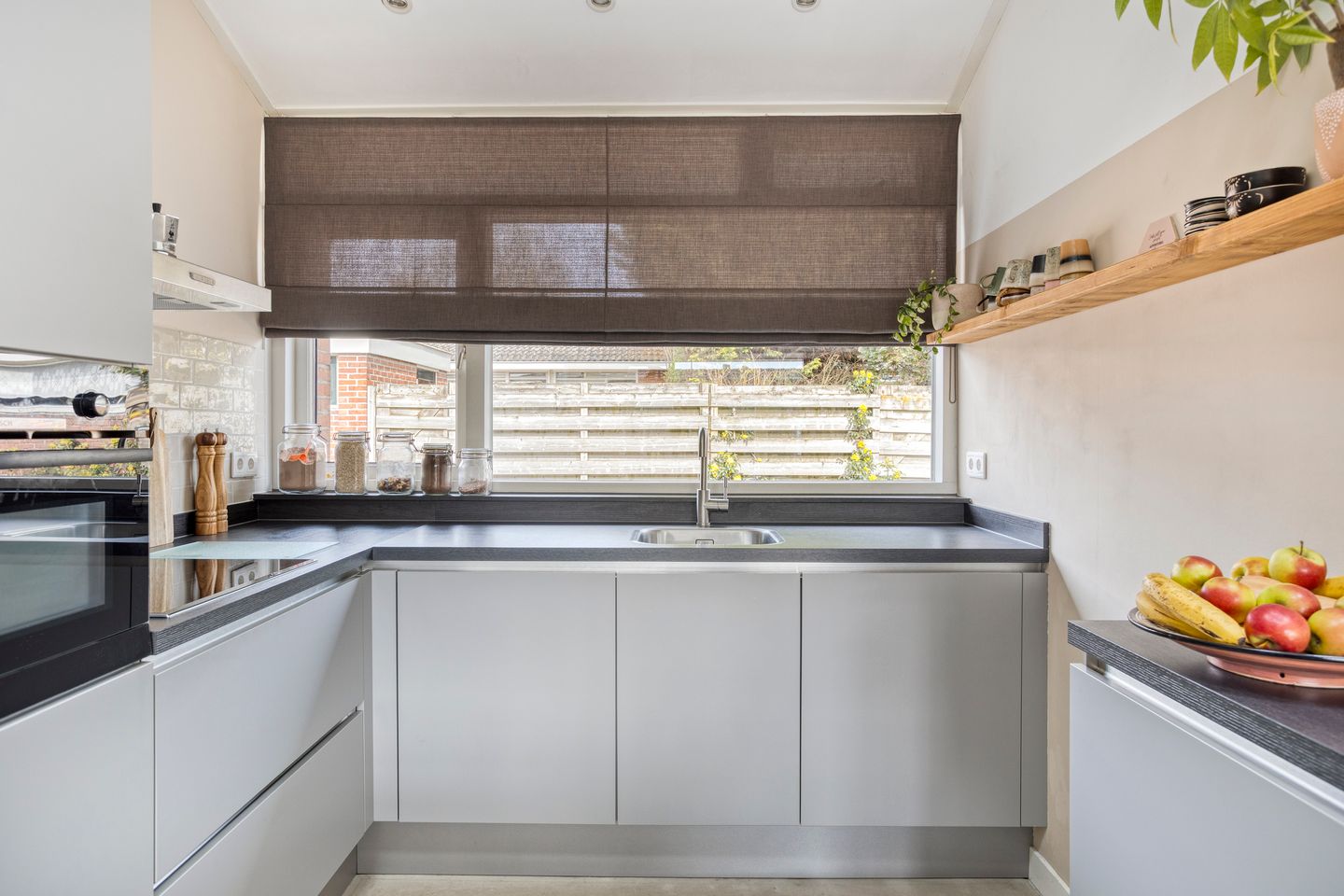 Modernized Bungalow with Sunny South-Facing Garden in Aalten Center — 14
