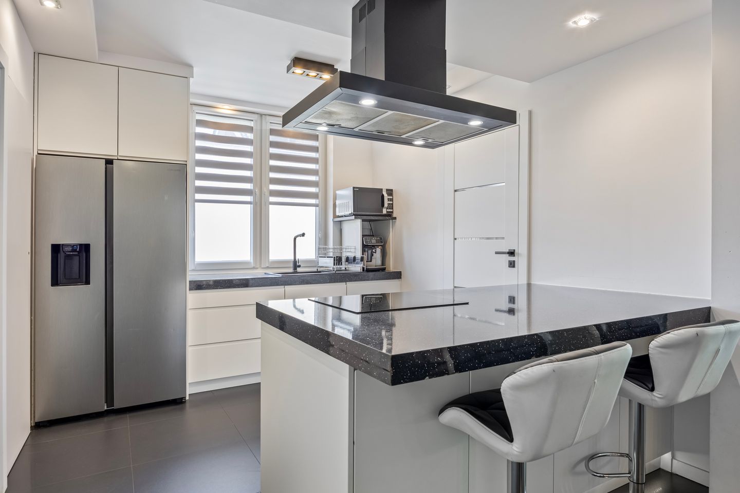 Photo 19 of Landmeerseweg 16-B