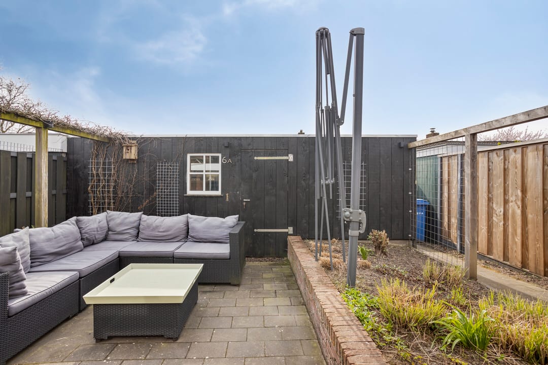 Modernized Bungalow with Sunny South-Facing Garden in Aalten Center — 25