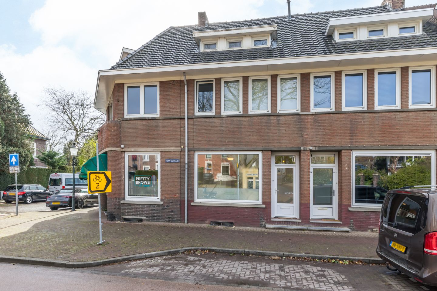 Photo 25 of Hoofdstraat 57