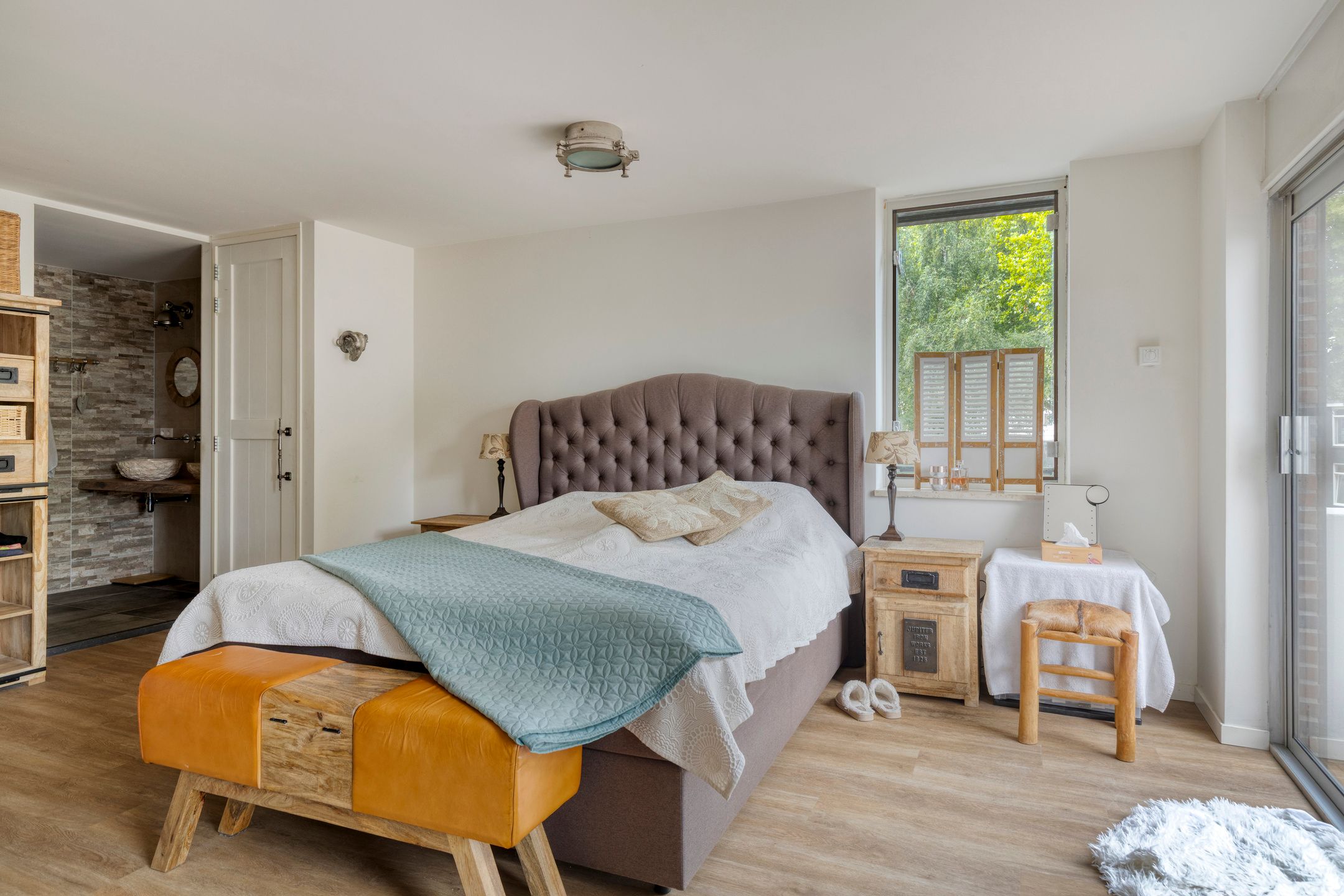 Photo 18 of Westzijde 448