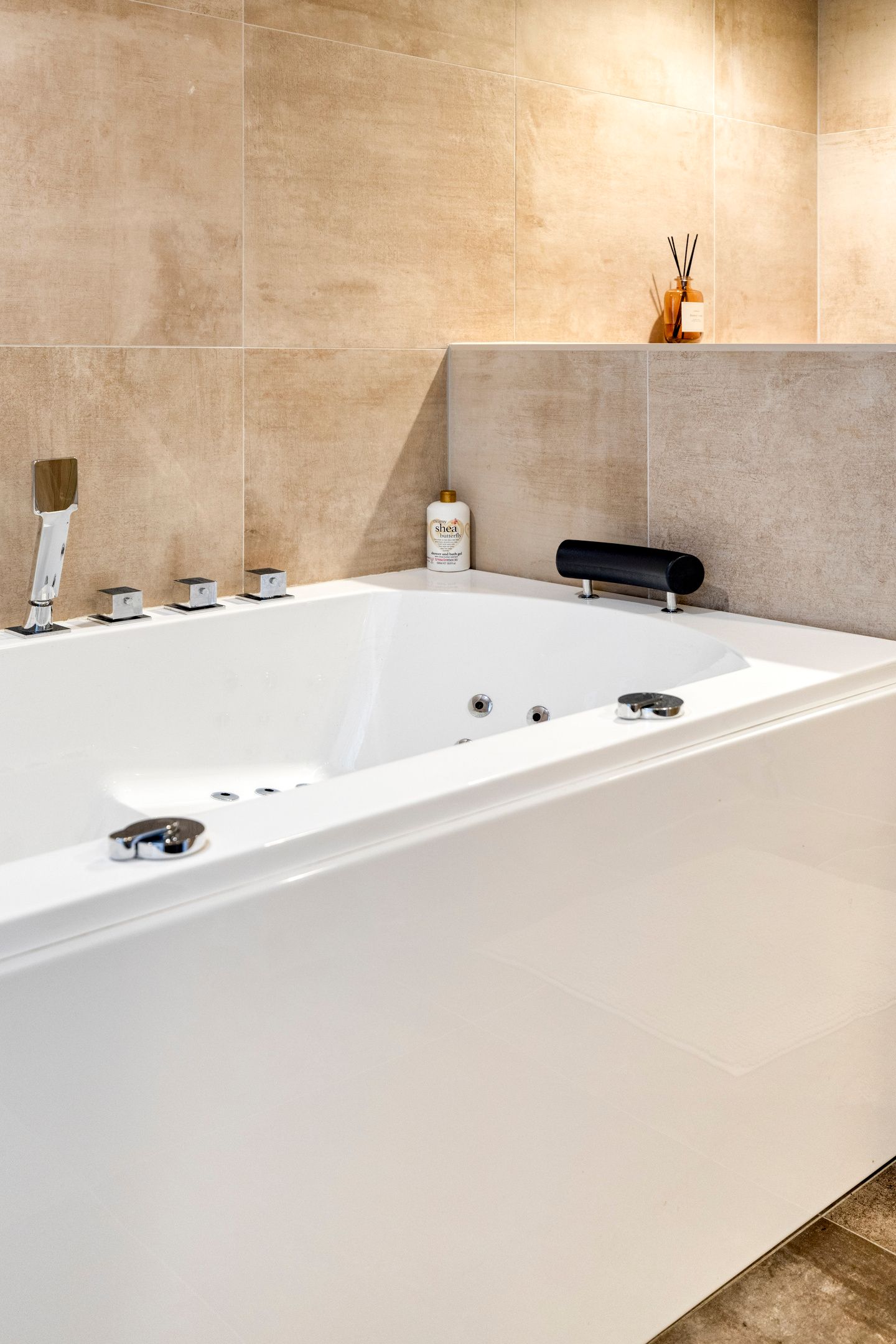 Photo 25 of Westzijde 448