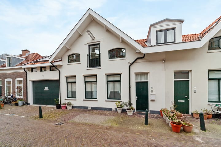 Photo 2 of Ooststraat 2-C