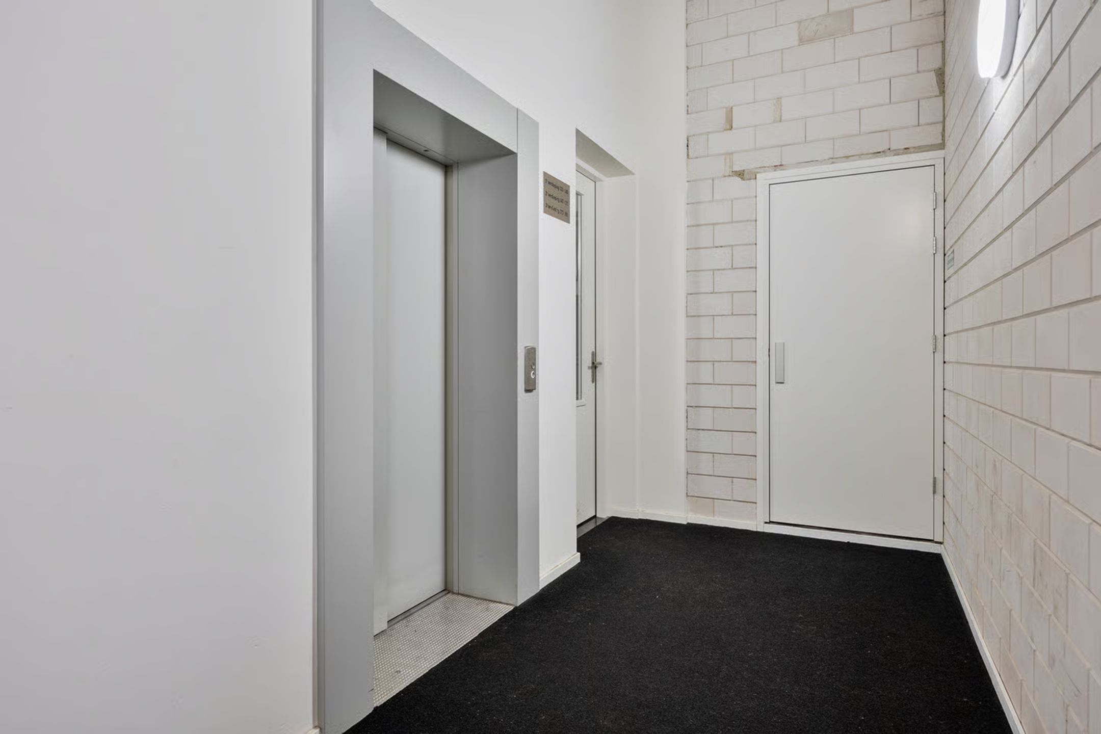 Photo 12 of Bussumerstraat 175