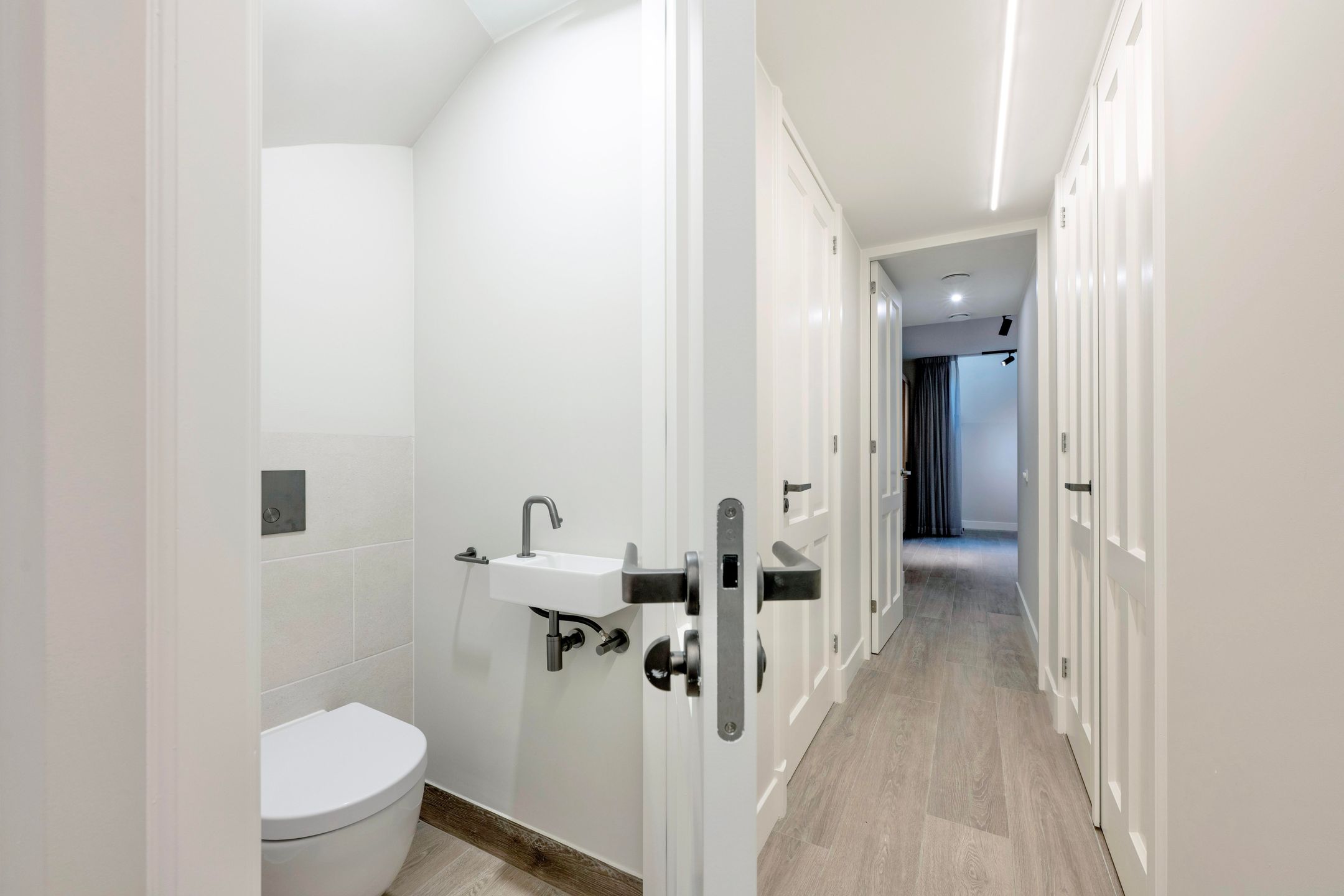 Foto 21 van Bloemstraat 13-A