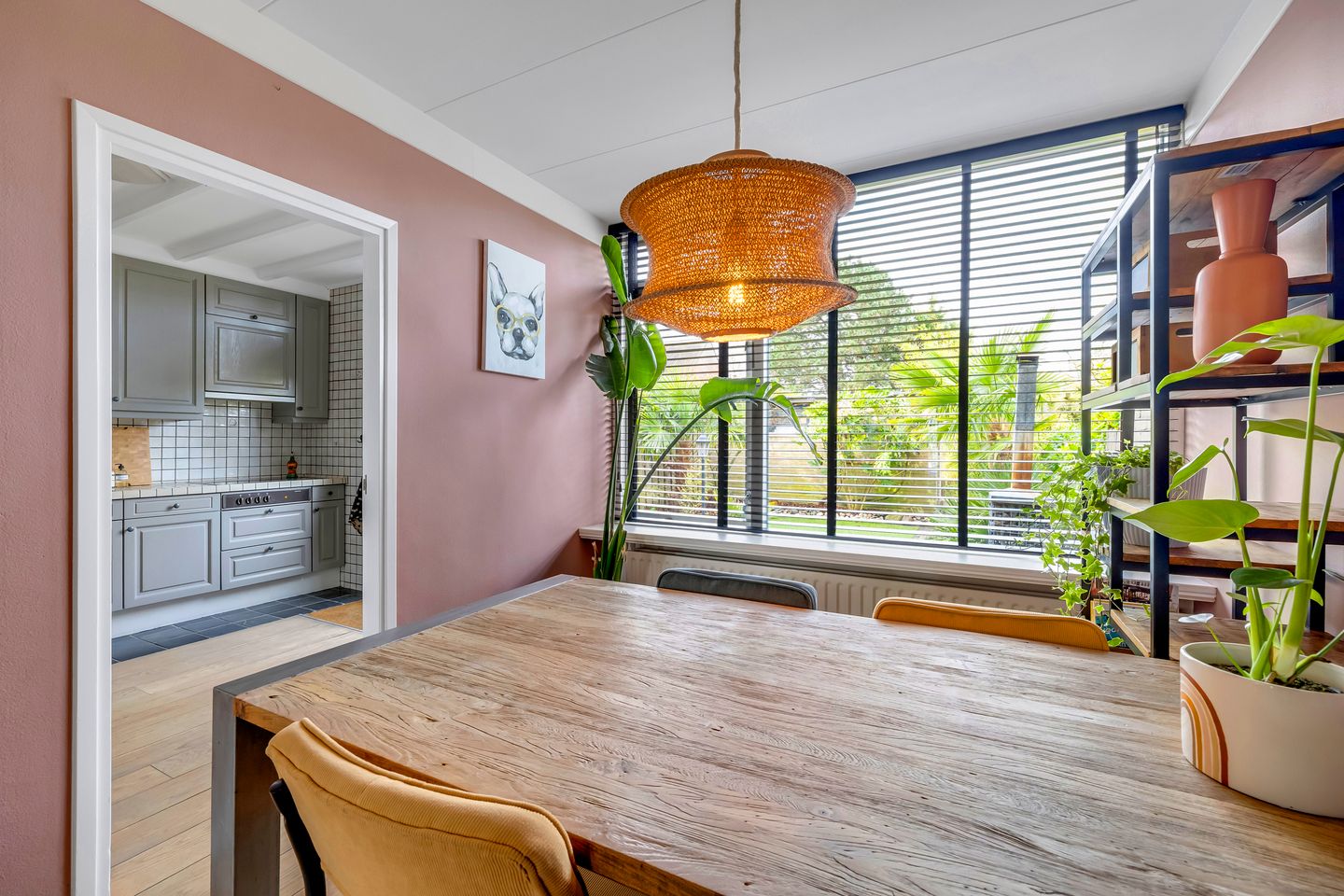 Spacious terraced home with deep garden and free rear position in Hellevoetsluis — 17