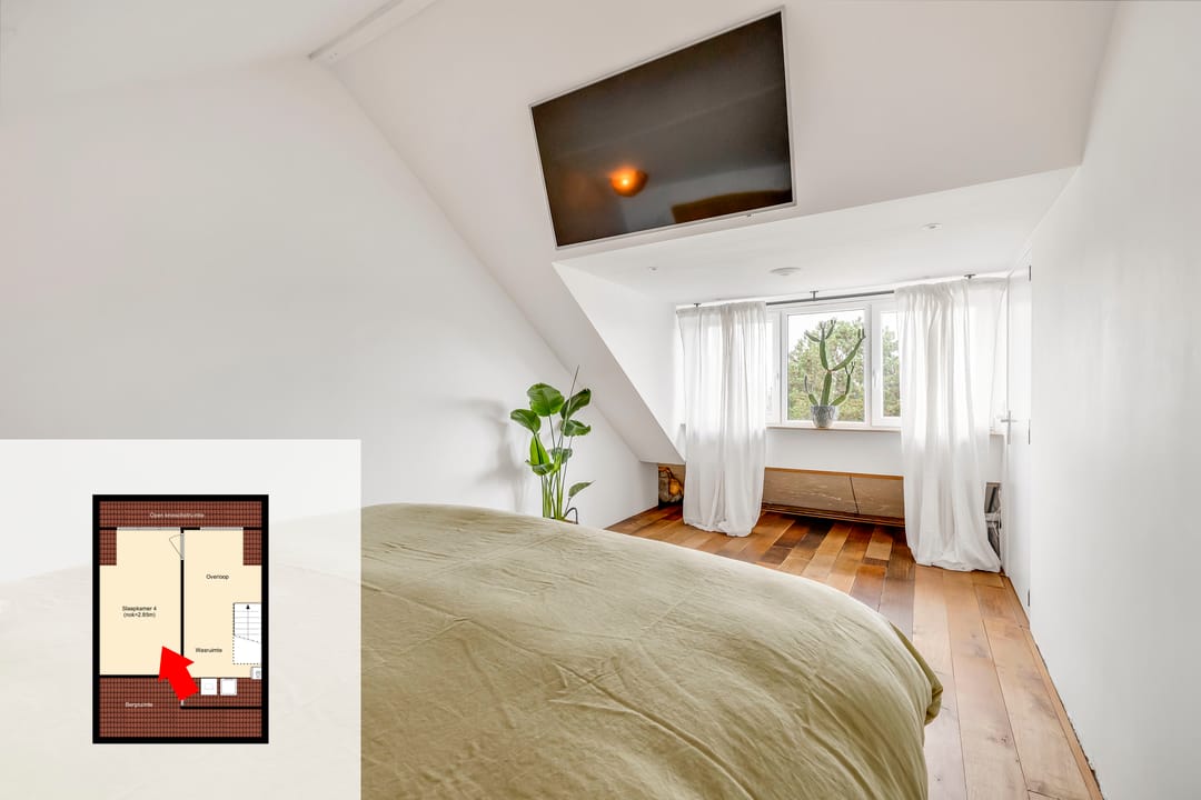 Spacious terraced home with deep garden and free rear position in Hellevoetsluis — 44