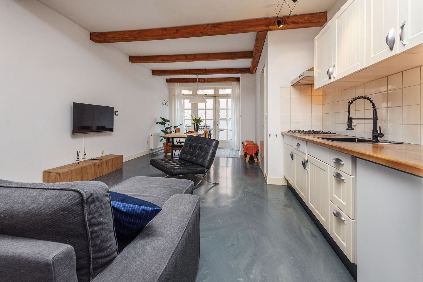 Foto 10 van Fokke Simonszstraat 67-C