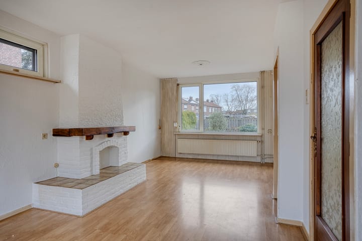 Foto 2 van Burg. Willemsstraat 33