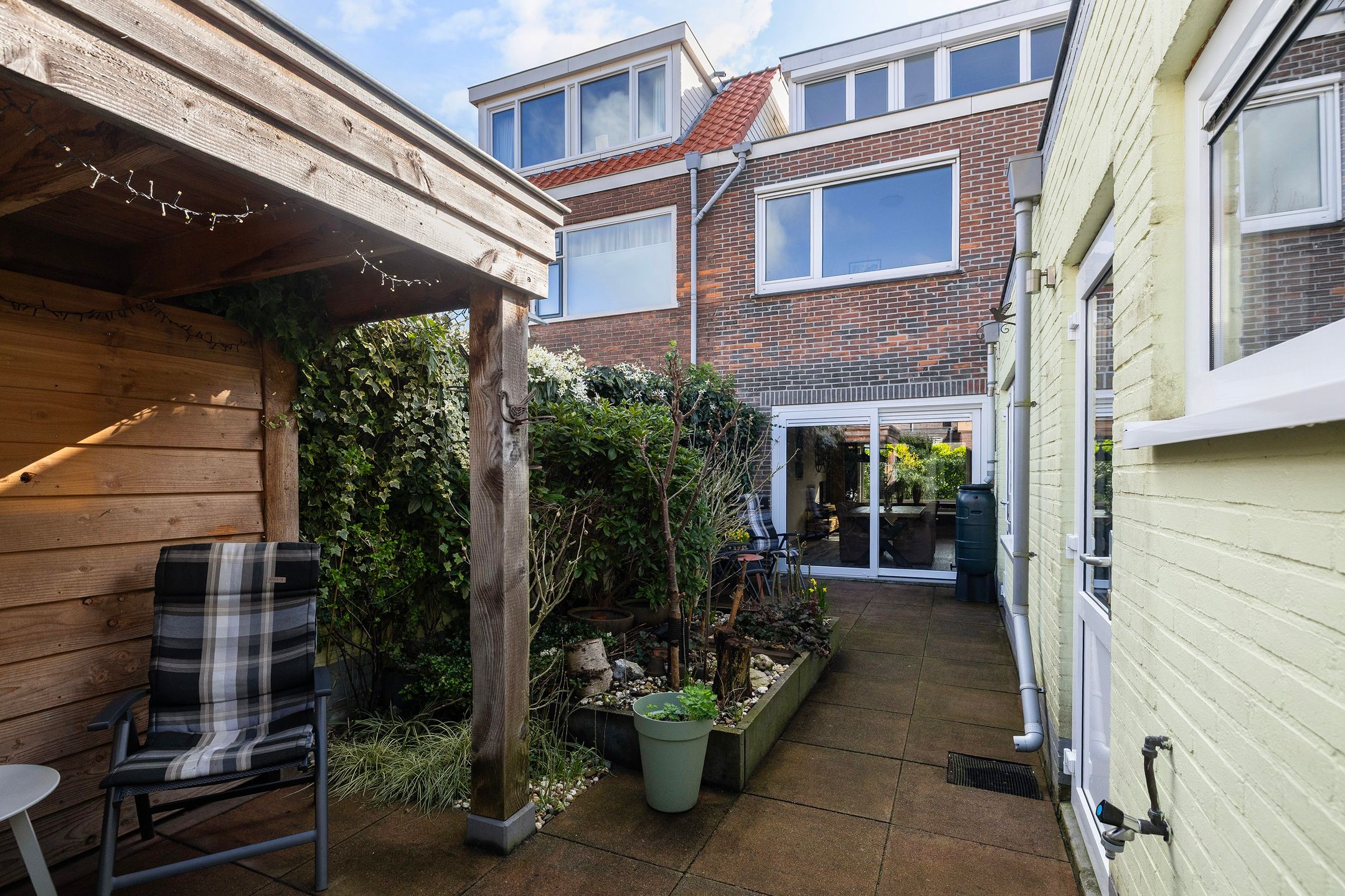 Foto 15 van Merwedestraat 16