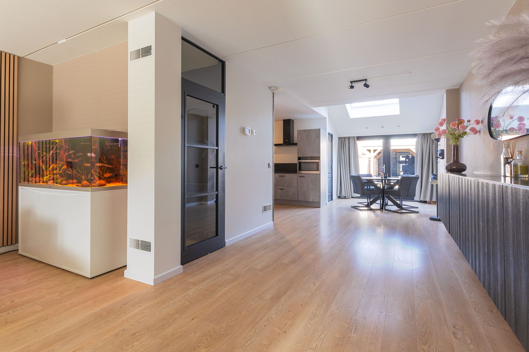 Foto 15 van Ceder 85