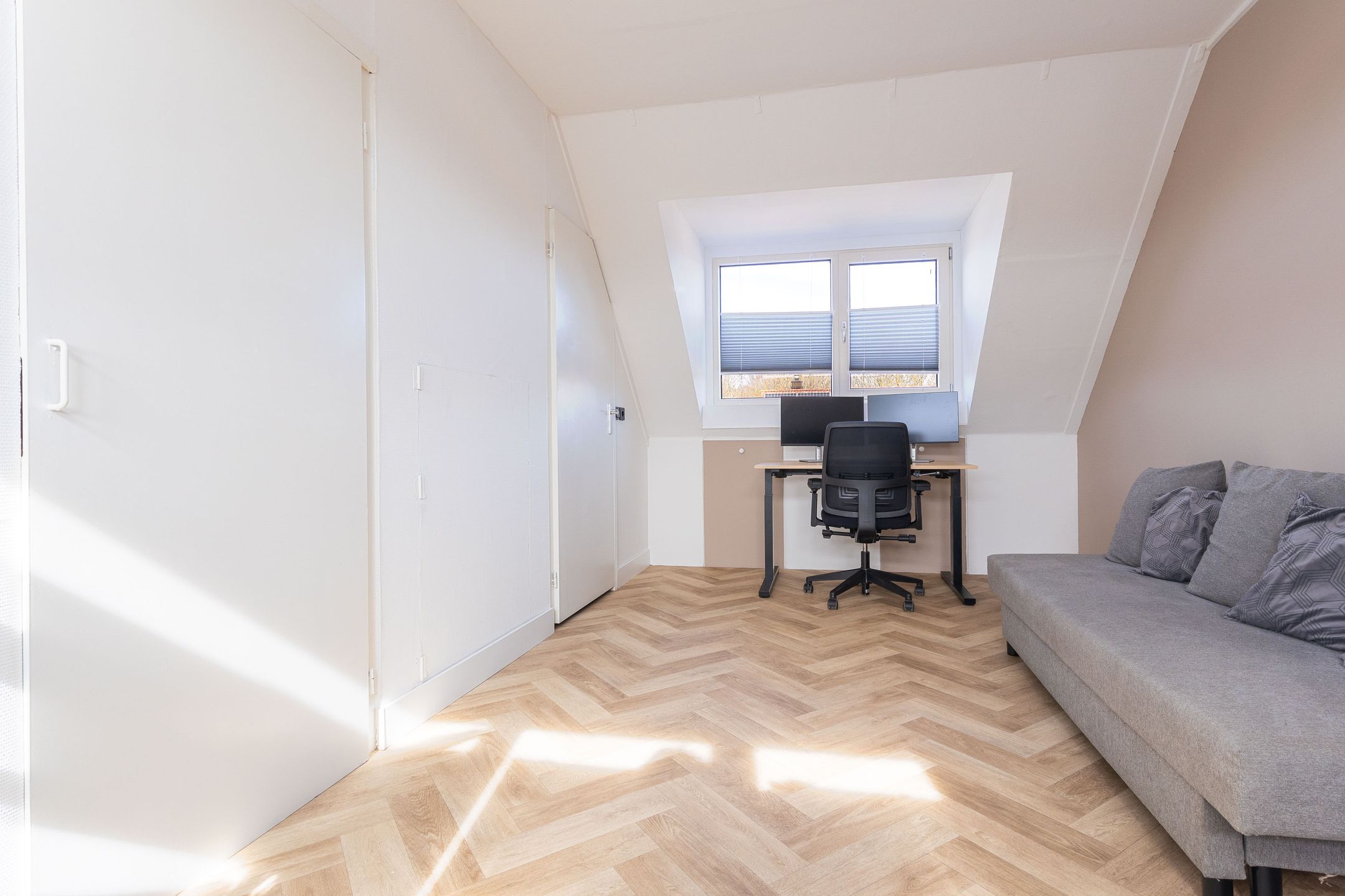 Foto 39 van Ceder 85