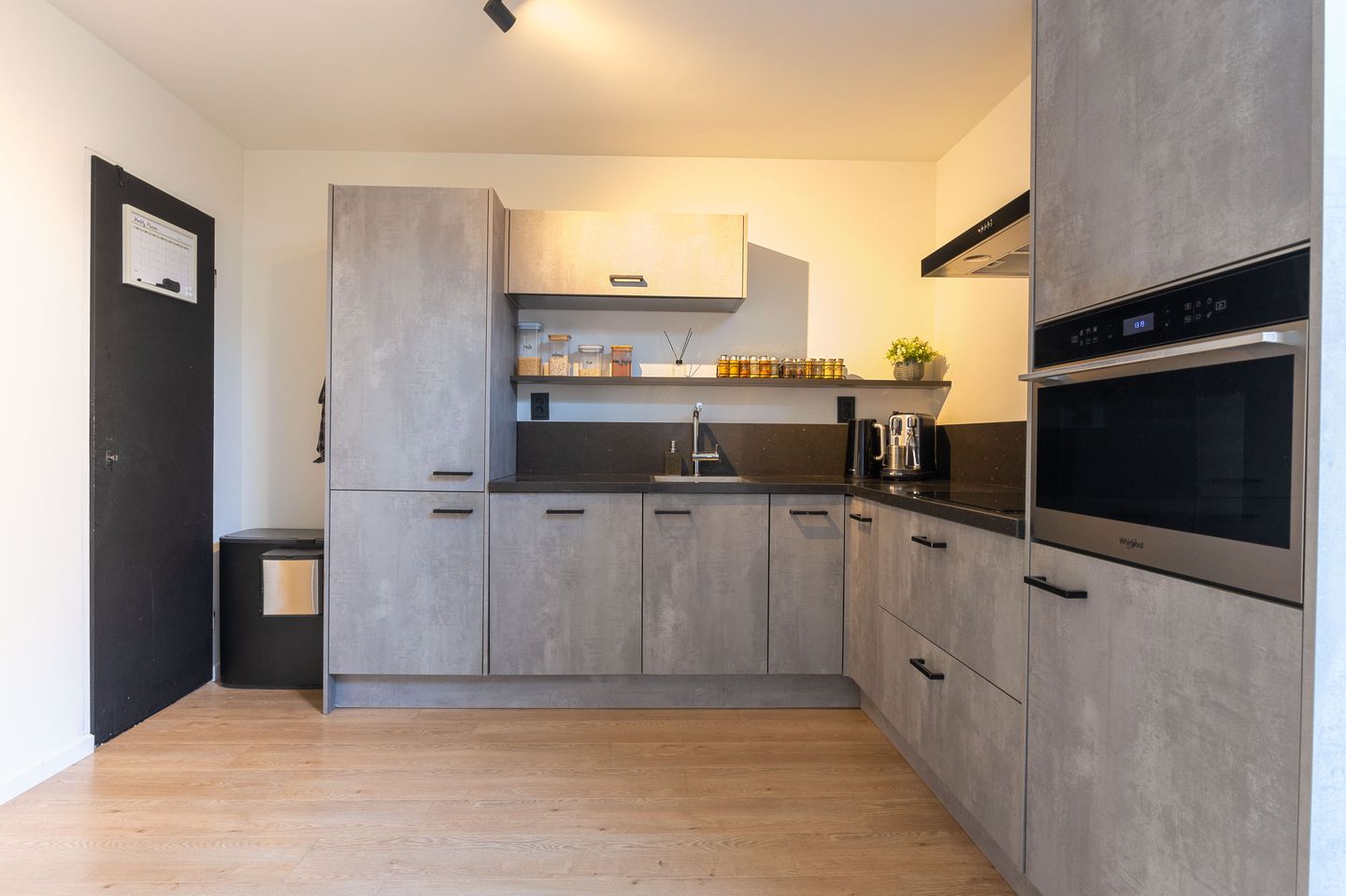 Foto 19 van Ceder 85