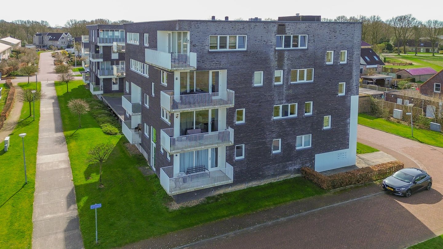 Foto 35 van Weegbree 34