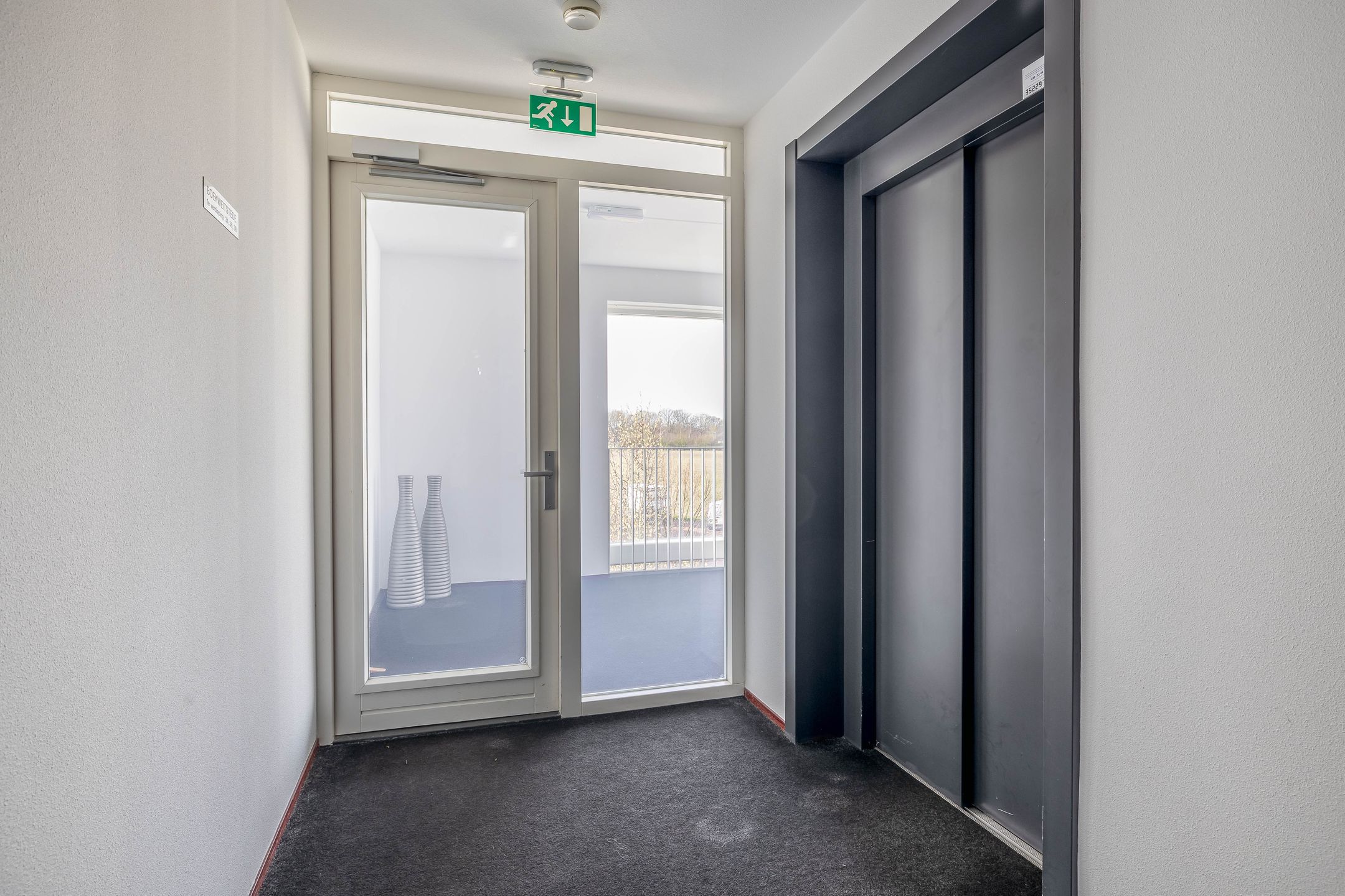 Foto 30 van Weegbree 34