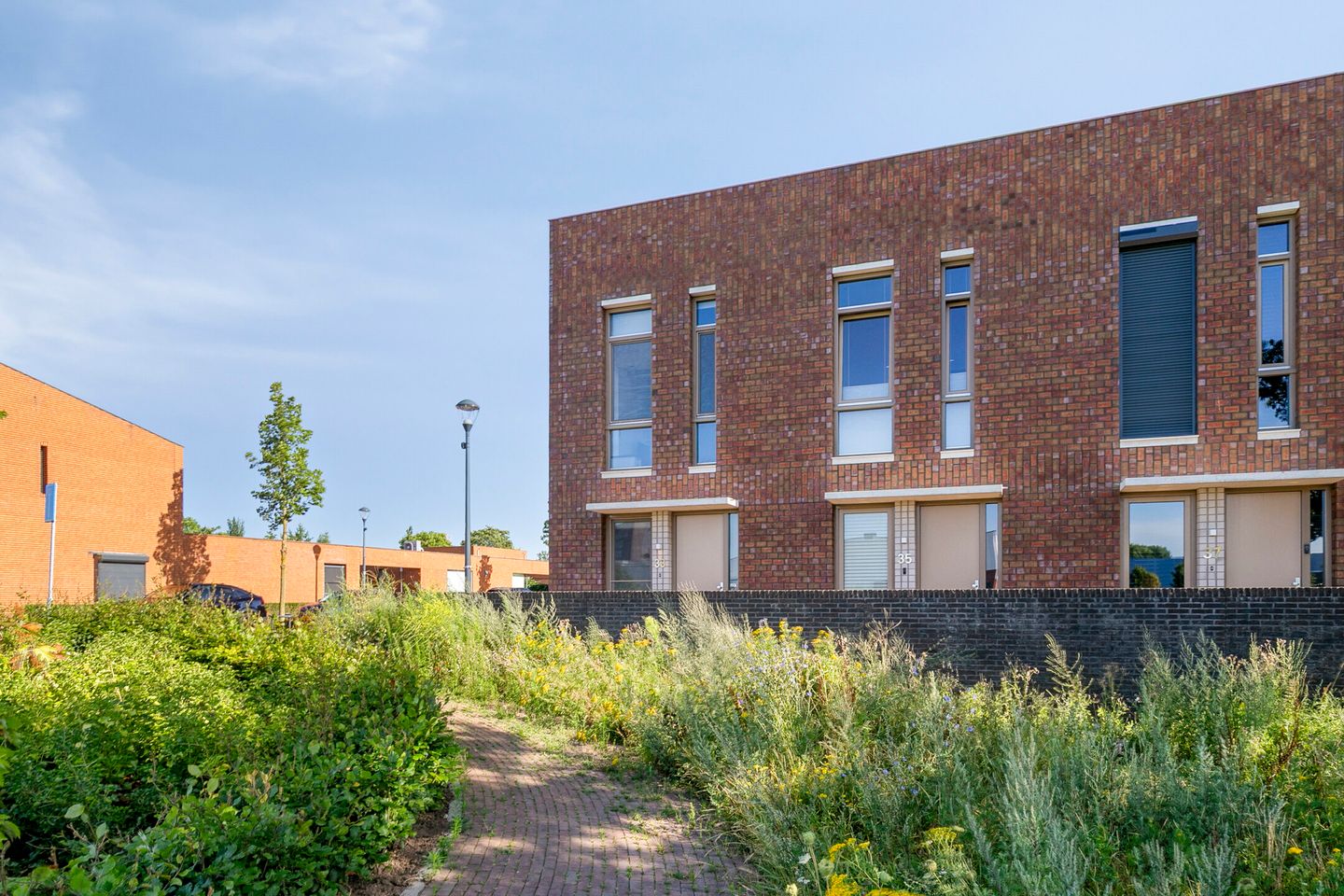 Photo 10 of Taftstraat 33