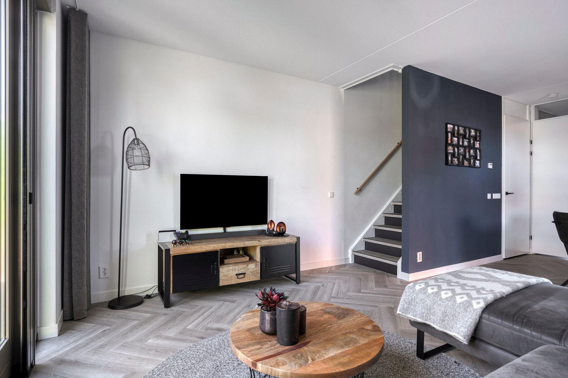 Photo 12 of Taftstraat 33