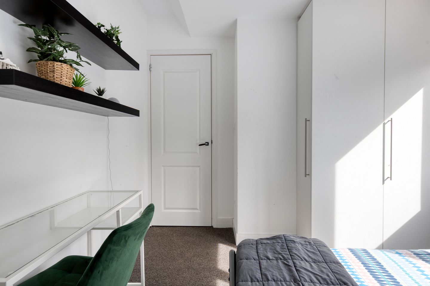 Foto 35 van Jhr.Mr.Dr. H.A. van Karnebeeklaan 14