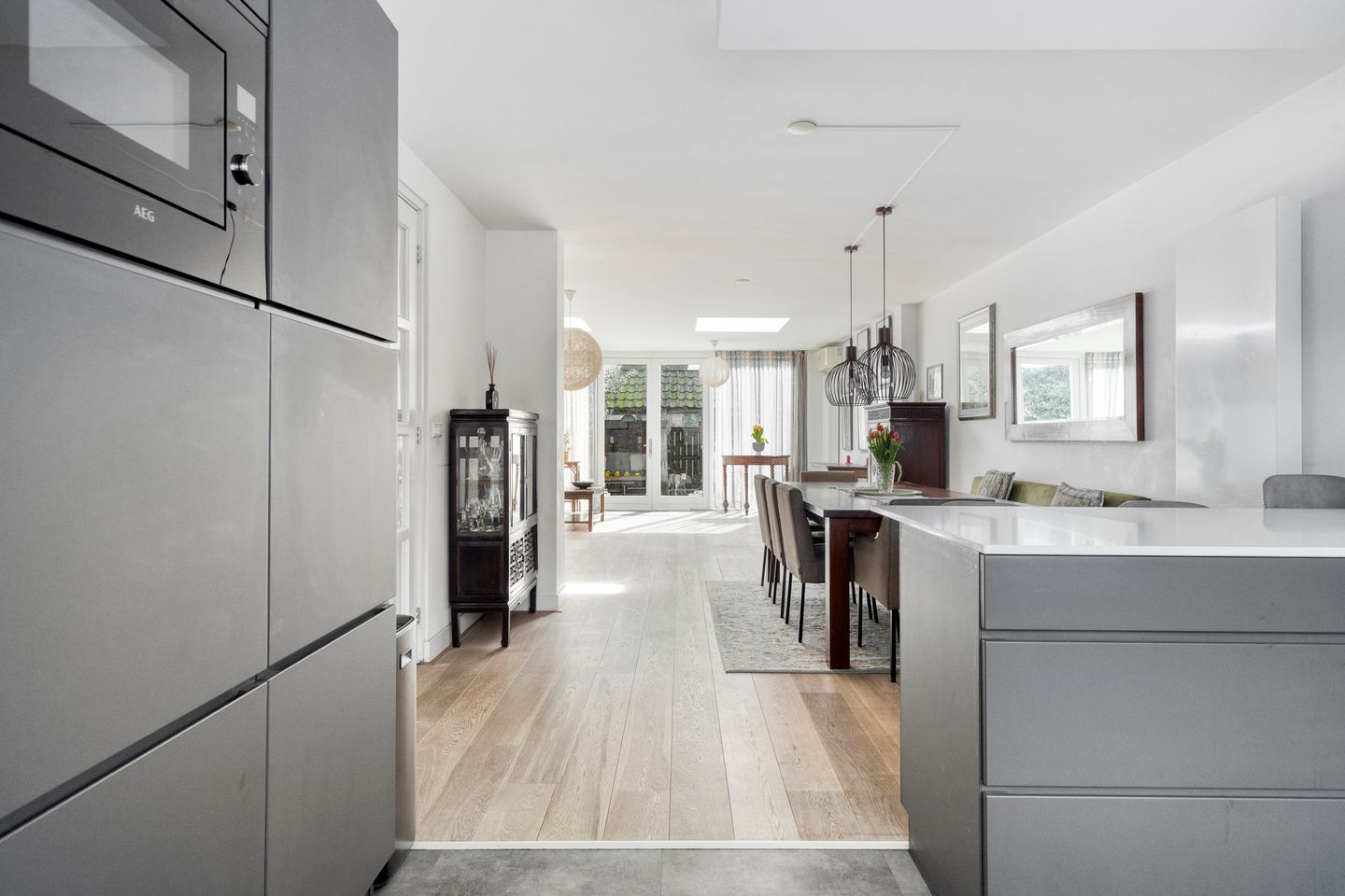 Foto 14 van Jhr.Mr.Dr. H.A. van Karnebeeklaan 14