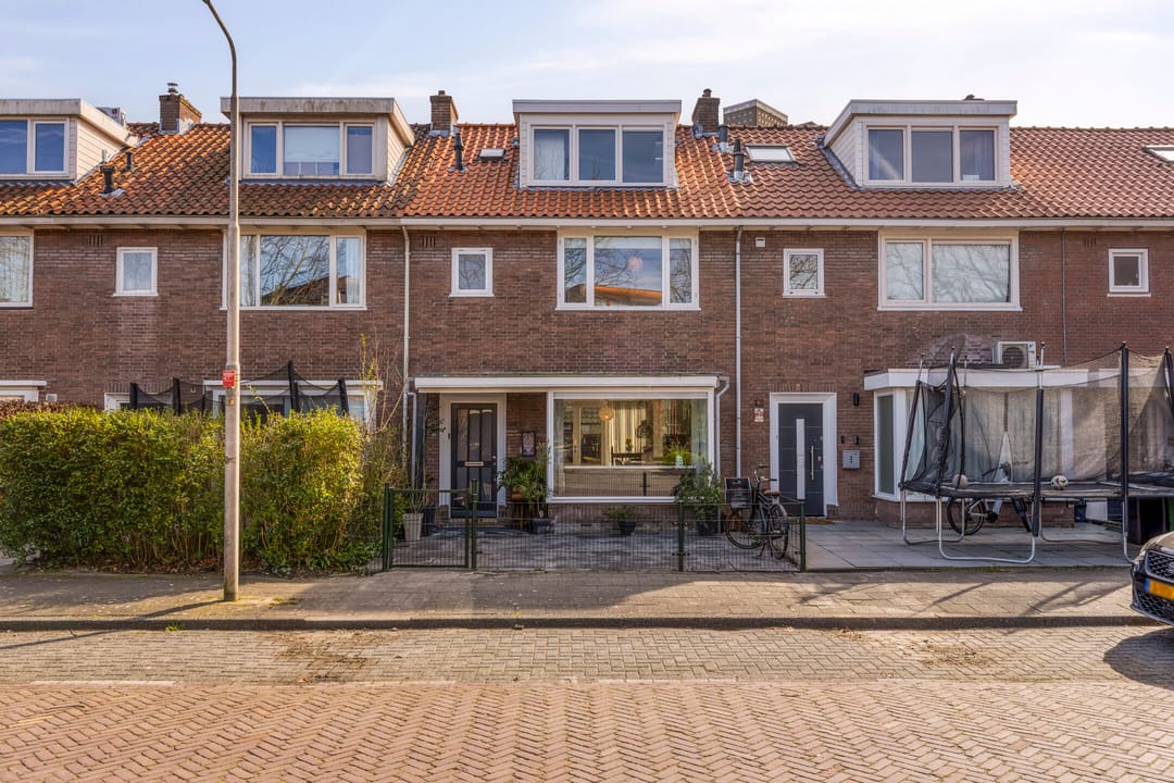 Foto 1 van Jhr.Mr.Dr. H.A. van Karnebeeklaan 14