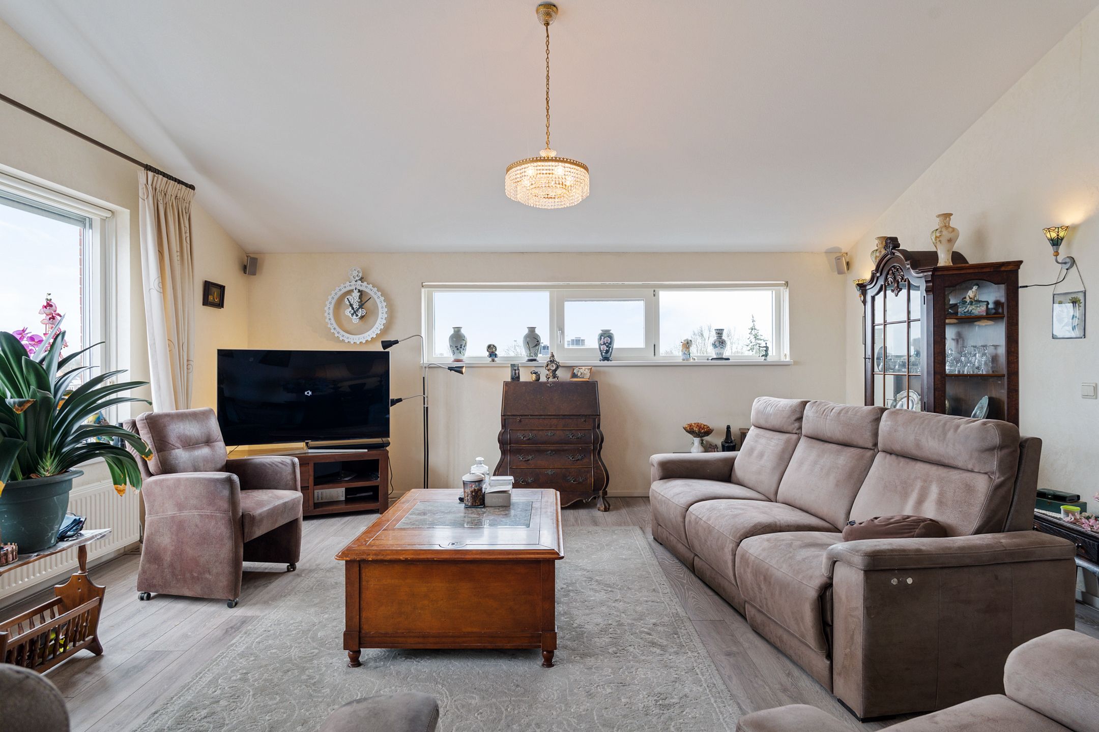 Foto 18 van Hoge Rijndijk 67-M