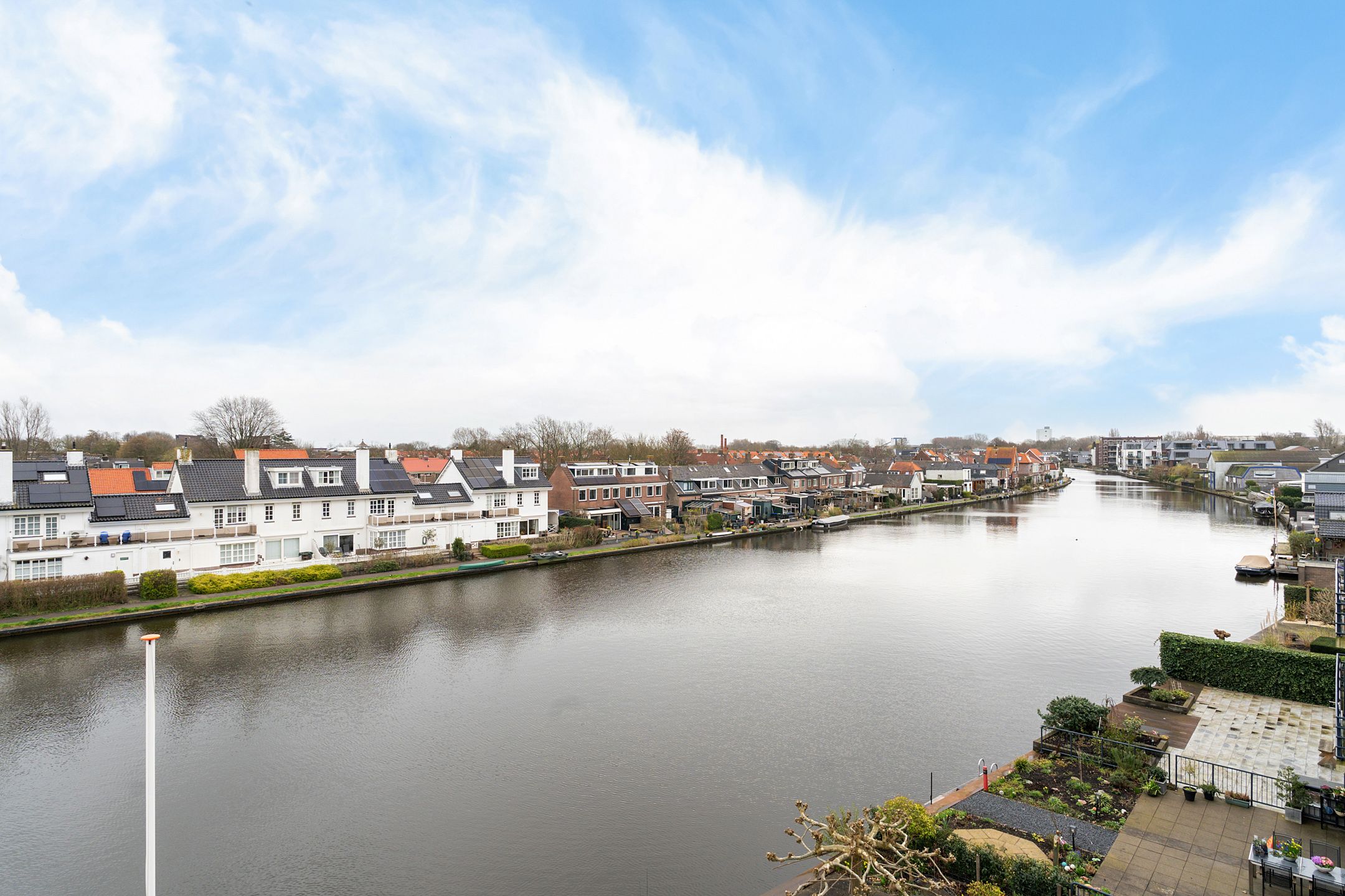 Foto 45 van Hoge Rijndijk 67-M